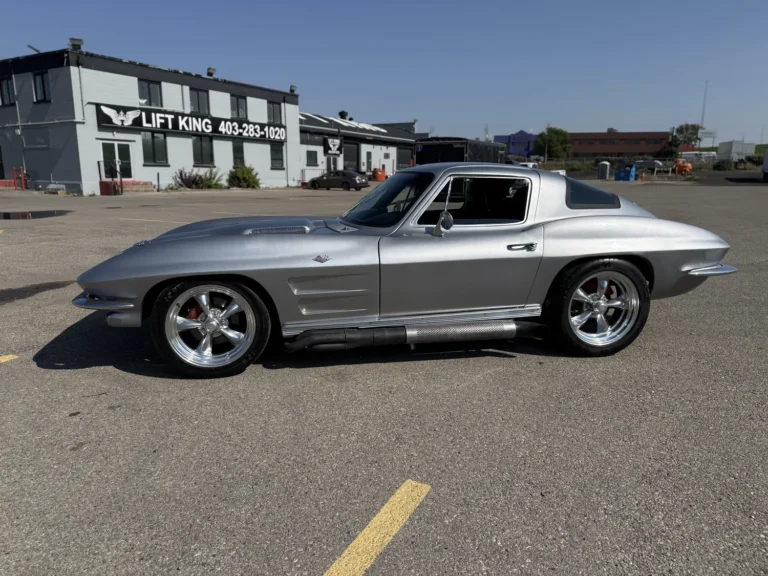 1963 Chevrolet Corvette Split Window picture car, photo 2 of 8