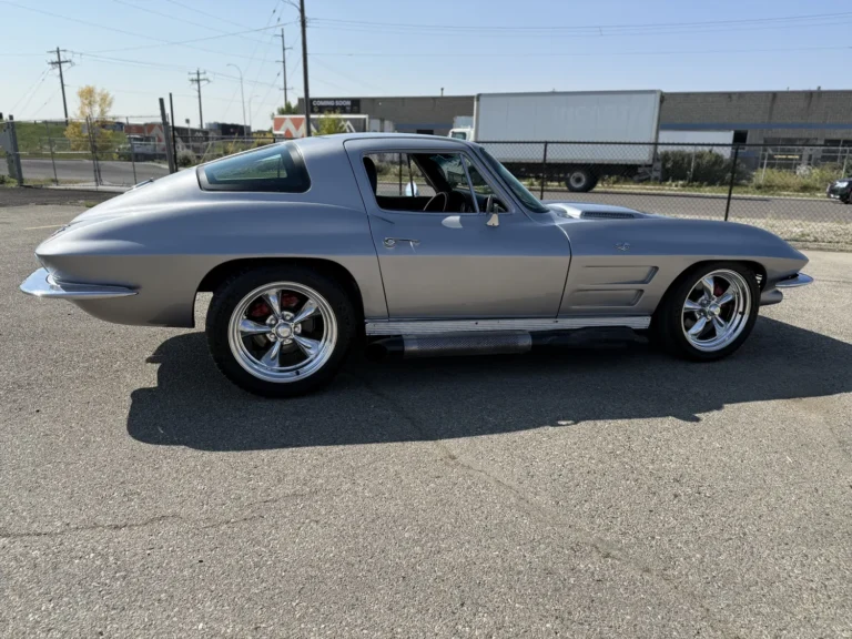 1963 Chevrolet Corvette Split Window picture car, photo 6 of 8