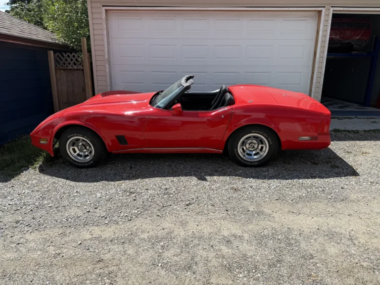 1977 Chevrolet Corvette Convertible picture car, photo 2 of 5