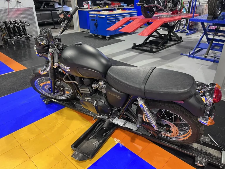 2013 Triumph Scrambler picture car, photo 4 of 6