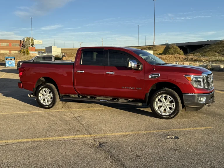 2016 Nissan Titan XD Diesel picture car, photo 2 of 16