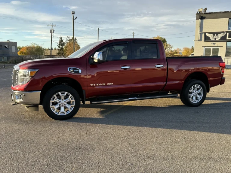 2016 Nissan Titan XD Diesel picture car, photo 5 of 16